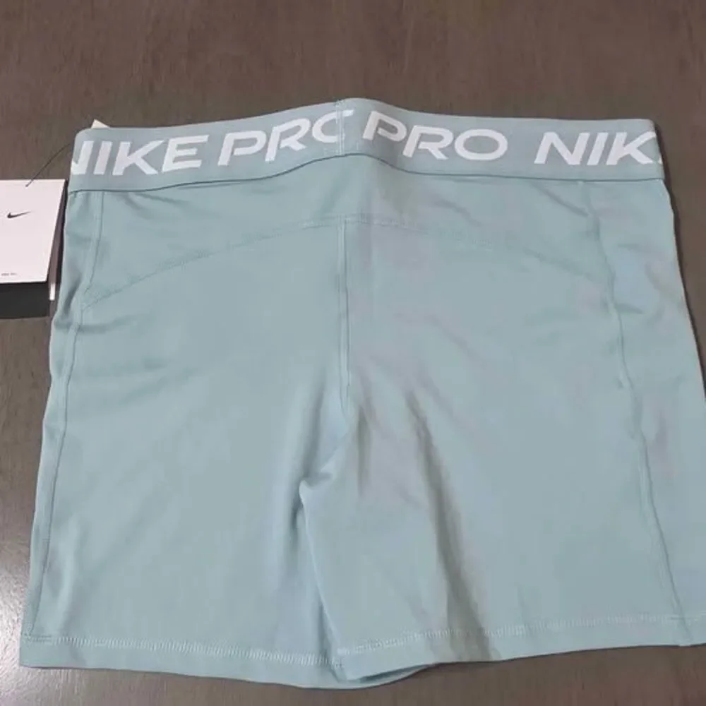 Nike Pro Women's 5